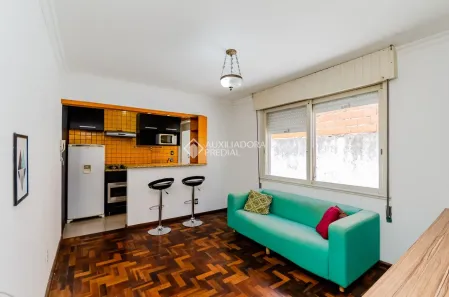 Apartamento com 1 Quarto para alugar, 36m² no Passo da Areia, Porto Alegre