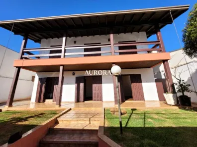 Sobrado com 4 Quartos à venda, 357m² no Lago Parque, Londrina
