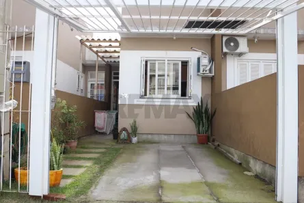 Casa com 2 Quartos à venda, 45m² no Jardim do Bosque, Cachoeirinha