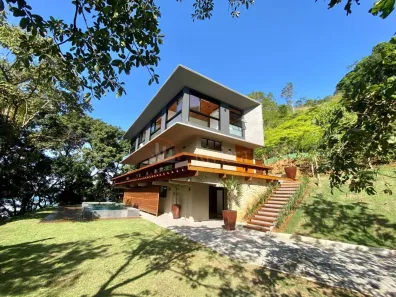 Sobrado com 5 Quartos à venda, 400m² no Maresias, São Sebastião