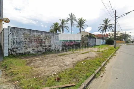 Lote/Terreno à venda, 385m² no Centro, Peruíbe