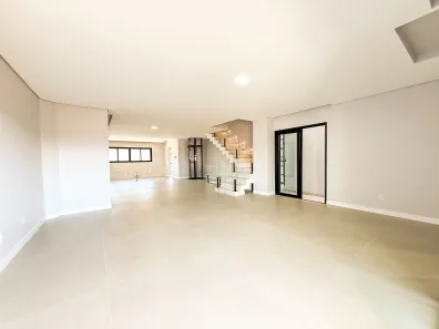 Casa com 3 Quartos à venda, 319m² no Glória, Joinville