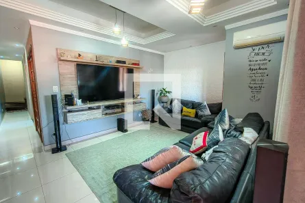 Casa com 3 Quartos à venda, 230m² no Jardim Presidente, São Paulo