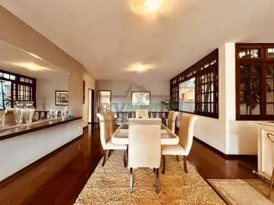 Casa com 5 Quartos à venda, 590m² no Granbery, Juiz de Fora