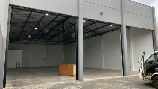 Galpão/Depósito/Armazém para alugar, 500m² no Antares, Londrina