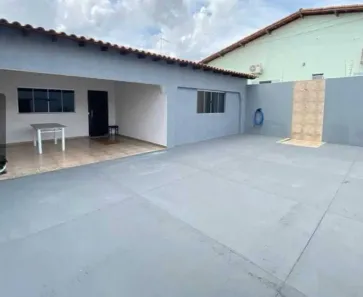 Casa com 3 Quartos à venda, 130m² no Cidade Jardim, Uberlândia