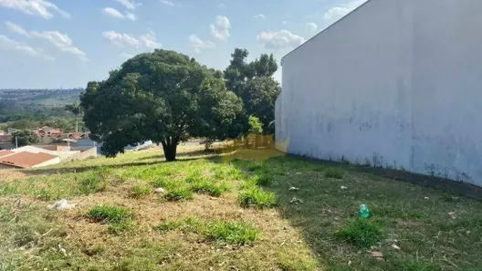 Lote/Terreno à venda, 680m² no Vila Anhanguera, Rio Claro