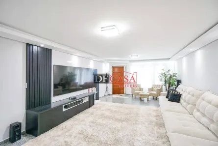 Sobrado com 4 Quartos à venda, 480m² no Vila Carrão, São Paulo