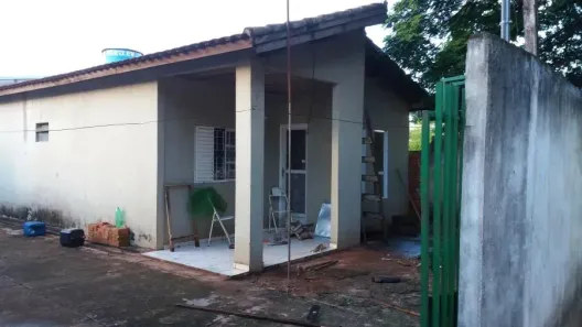 Casa com 3 Quartos à venda, 136m² no Jardim Guanabara, Dourados