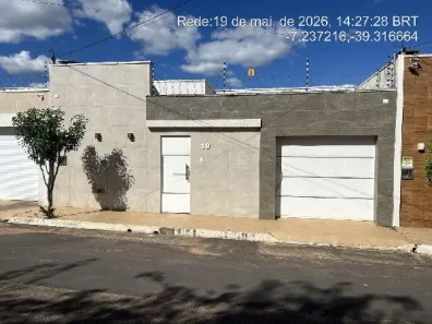 Casa com 3 Quartos à venda, 127m² no Lagoa Seca, Juazeiro do Norte