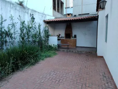Casa com 5 Quartos para alugar, 267m² no Cidade Nova, Belo Horizonte