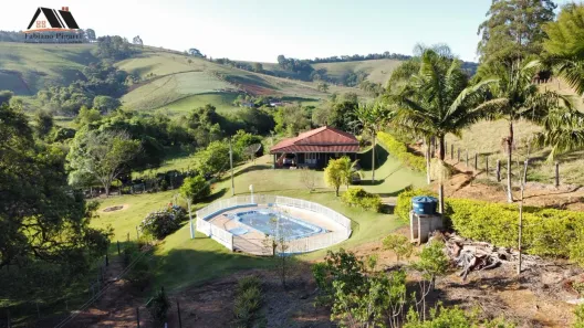 Fazenda/Sítio com 4 Quartos à venda, 200m² no , Pedra Bela