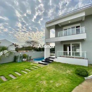 Casa com 5 Quartos para alugar, 650m² no Espírito Santo, Porto Alegre