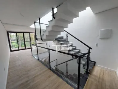 Sobrado com 3 Quartos à venda, 194m² no Vila Scarpelli, Santo André