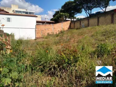 Lote/Terreno para alugar, 360m² no Itatiaia, Belo Horizonte