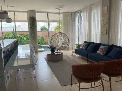 Casa de Condomínio com 4 Quartos à venda, 328m² no Jardins Verona, Goiânia