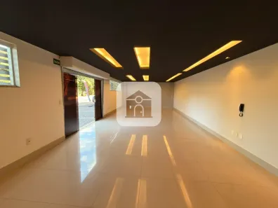 Ponto Comercial para alugar, 326m² no Daniel Fonseca, Uberlândia