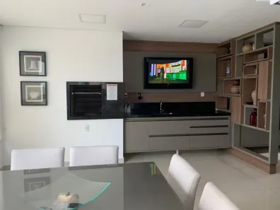Apartamento com 4 Quartos para alugar, 225m² no Quilombo, Cuiabá