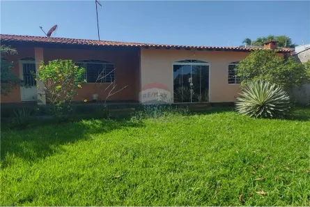 Fazenda/Sítio com 2 Quartos à venda, 220m² no Centro, Cosmópolis