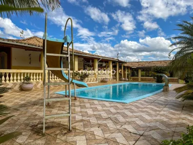 Fazenda/Sítio com 3 Quartos à venda, 608m² no Parque Agrinco, Guararema