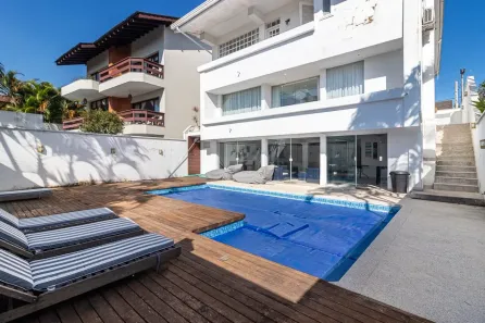 Casa de Condomínio com 4 Quartos para alugar, 348m² no Alphaville, Santana de Parnaíba