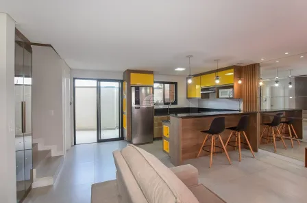 Sobrado com 3 Quartos à venda, 149m² no São Braz, Curitiba