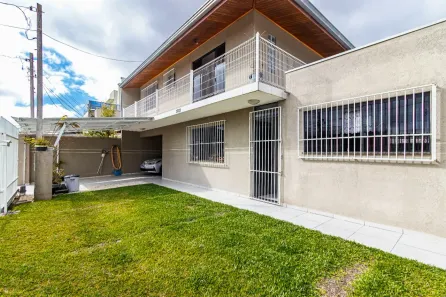 Sobrado com 3 Quartos à venda, 202m² no Boqueirão, Curitiba