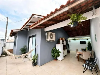 Casa com 2 Quartos à venda, 55m² no São João do Rio Vermelho, Florianópolis