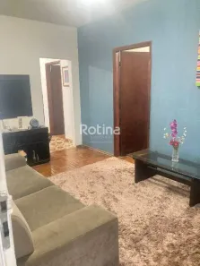 Prédio Comercial com 6 Quartos à venda, 218m² no Brasil, Uberlândia