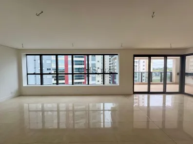 Apartamento com 3 Quartos para venda ou aluguel, 216m² no Gleba Fazenda Palhano, Londrina