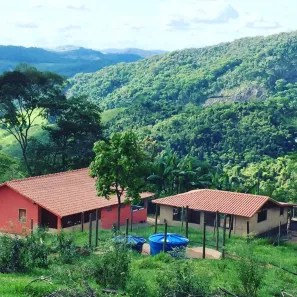 Fazenda/Sítio com 3 Quartos à venda, 107000m² no , Silveirânia