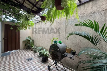Casa com 2 Quartos à venda, 80m² no Parque Xangri-Lá, Contagem