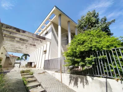 Casa com 5 Quartos à venda, 429m² no Itamarati, Londrina