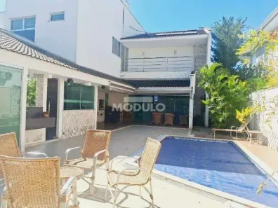 Casa de Condomínio com 3 Quartos para alugar, 315m² no Morada da Colina, Uberlândia