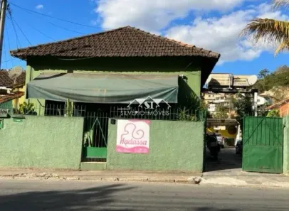 Casa com 4 Quartos à venda, 243m² no , Areal