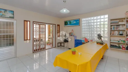 Casa com 4 Quartos à venda, 236m² no Azenha, Porto Alegre