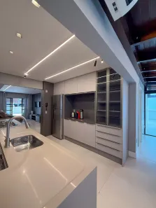 Apartamento com 3 Quartos para venda ou aluguel, 250m² no Centro, Balneário Camboriú