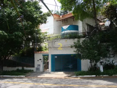 Sobrado com 4 Quartos para alugar, 330m² no Pacaembu, São Paulo