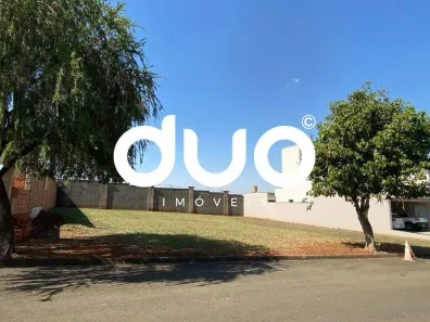 Lote/Terreno à venda, 300m² no Jardim Caxambu, Piracicaba