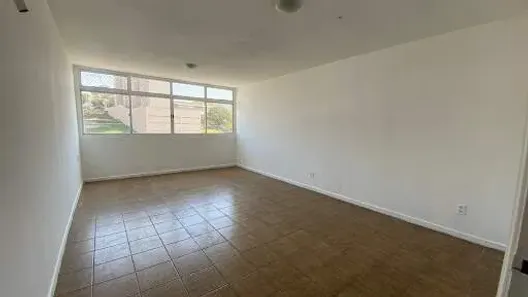 Apartamento com 3 Quartos para alugar, 120m² no Anhangabaú, Jundiaí
