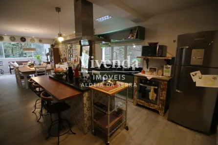 Sobrado com 3 Quartos à venda, 340m² no Itaqui, Itapevi