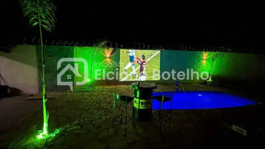 Fazenda/Sítio com 3 Quartos à venda, 200m² no Morada Nova, Uberlândia