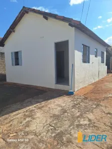 Casa com 1 Quarto para alugar, 45m² no Santa Luzia, Uberlândia