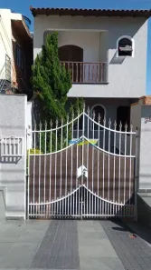 Sobrado com 3 Quartos à venda, 244m² no Parque João Ramalho, Santo André
