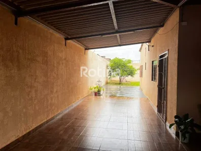 Casa com 2 Quartos à venda, 137m² no Morumbi, Uberlândia
