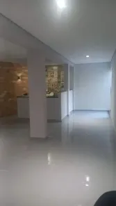 Casa com 5 Quartos à venda, 220m² no Chácaras Tubalina e Quartel, Uberlândia