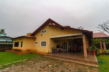 Casa com 2 Quartos à venda, 238m² no Park Way, Brasília