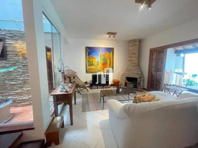 Casa de Condomínio com 4 Quartos à venda, 270m² no Camorim, Rio de Janeiro