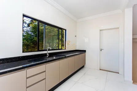 Sobrado com 3 Quartos para alugar, 154m² no Vista Alegre, Curitiba