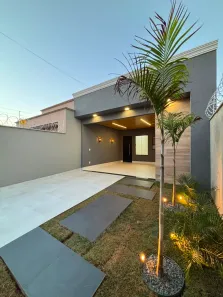 Casa com 3 Quartos à venda, 127m² no Setor Central, Aparecida de Goiânia